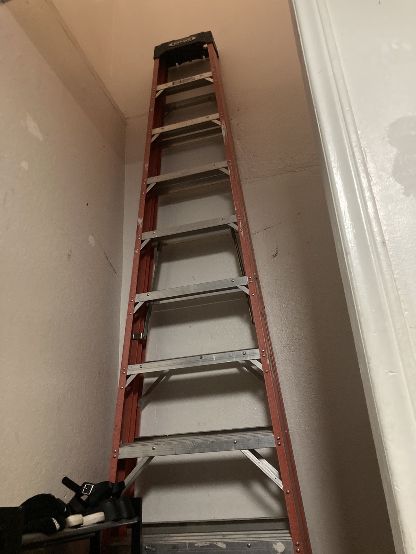 10 Foot Orang Ladder