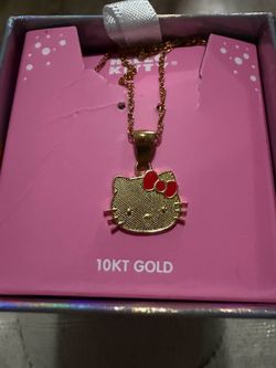 Hello kitty necklace