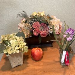 Artificial Flower/Plant Potted Arrangements 