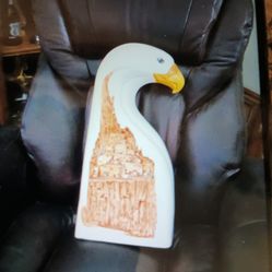 Porcelain eagle very good shape has all intricate details on it