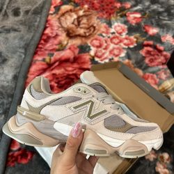 New Balance 9060 Womens 