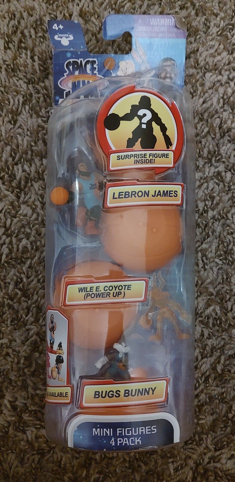 Space Jam A New Legacy 4 Pack 2" LeBron James Daffy Duck Lola & 1 Mystery Figure