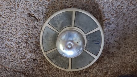 Solar Flagpole Light, Free, See Description