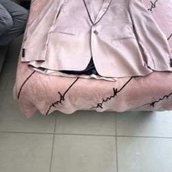 Men’s suit 