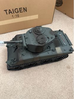 Sherman m4A3 76MM      Rc tanks