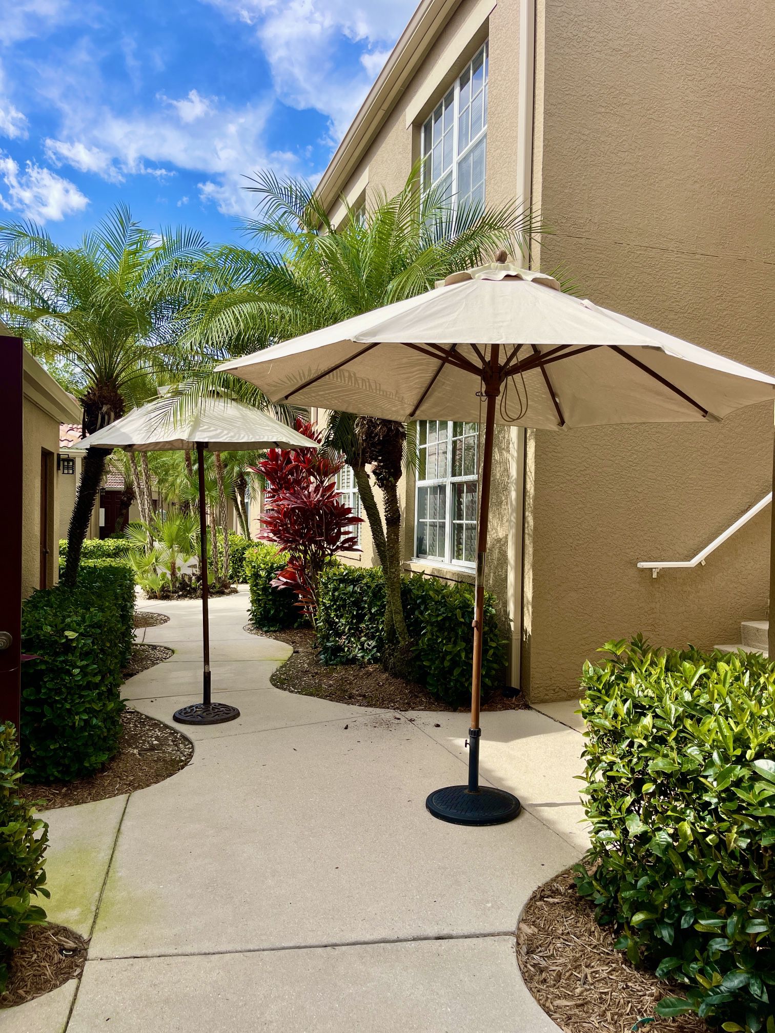 Beautiful 10” and 6” Pottery Barn Rectangular Outdoor Patio Umbrella – Teak Frame - set of 2