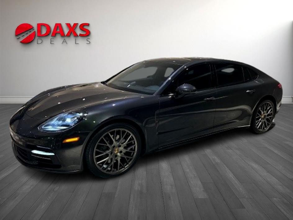 2017 Porsche Panamera