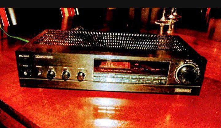 Nice Vintage Sherwood RA-1140 AM/FM Stereo Receiver Tuner Amplifier With Surround Sound, Everything Working Perfectly. Nice Vintage Unit