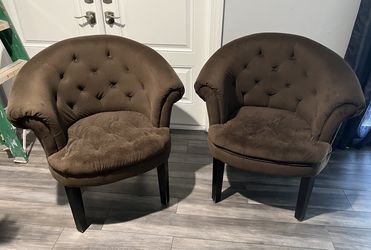 2 accent chairs and TV Console.