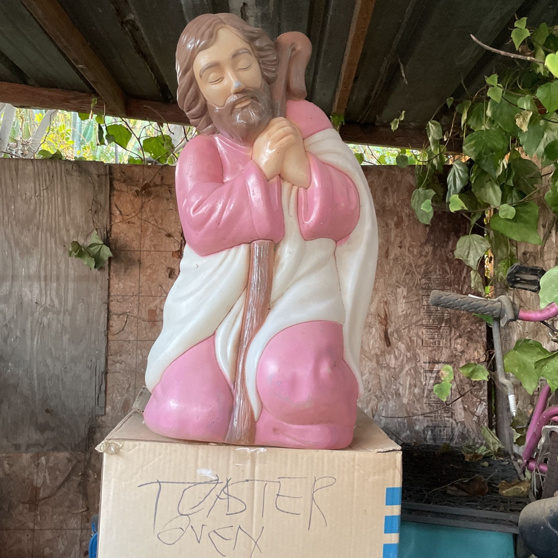 26 Inches Tall Plastic Blow Mold.
