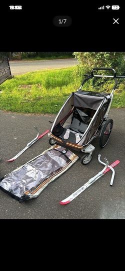 LOW PRICE MOVING- $1800 + TAX RETAIL CHARIOT DOUBLE BIKE TRAILER