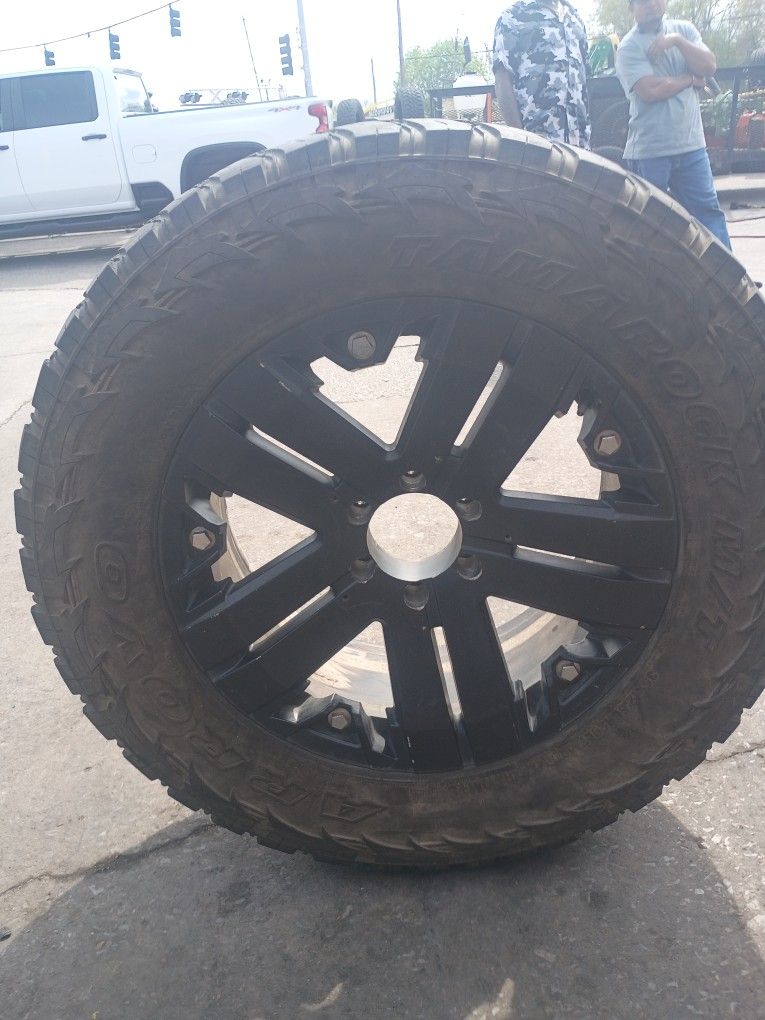 Chevy 6 lug 35/1250/20lt