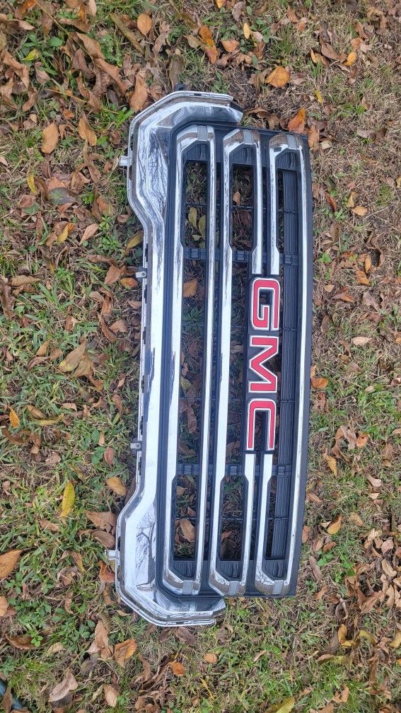 Gmc Acadia Grille Part