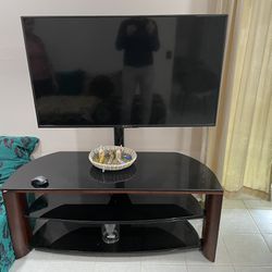 50 Inch Sceptre TV With Table Stand