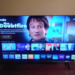 43" BRAND NEW VIZIO SMART TV