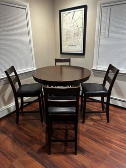 Wood Barstool Dining Table Set