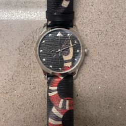 Gucci Watch 