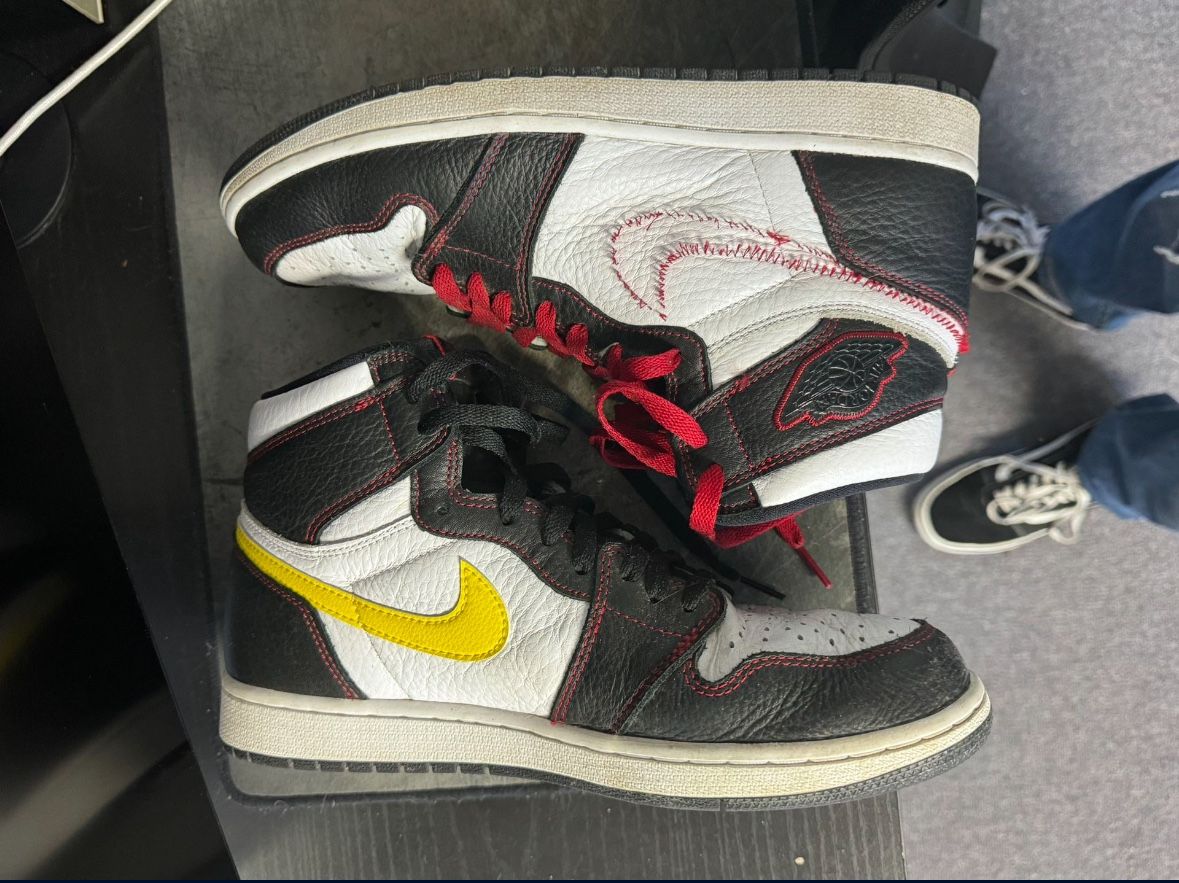 Jordan 1 Defiant