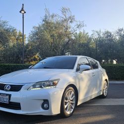 2013 Lexus CT 200h