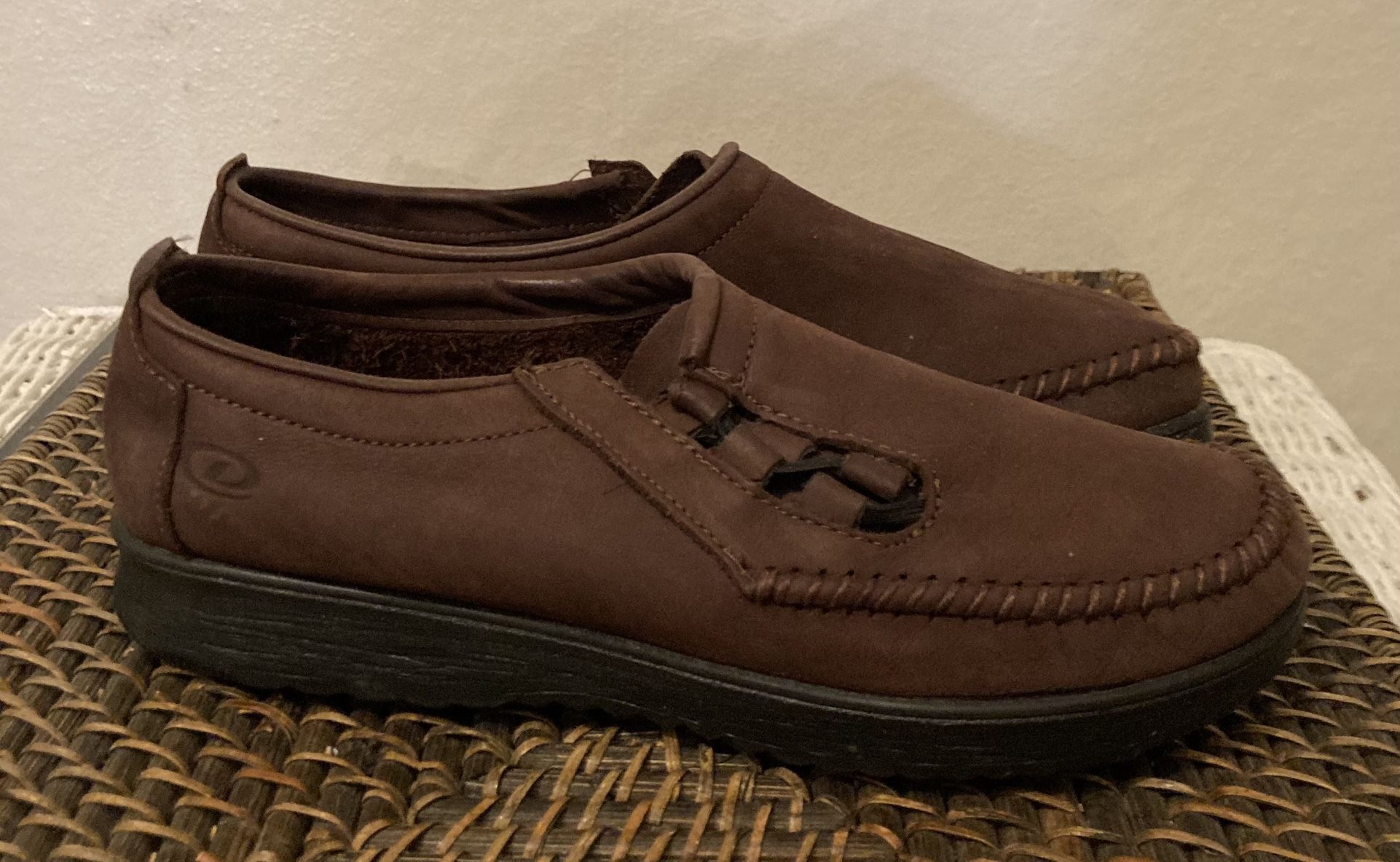 Women’s Dexter Walkmocs, Leather, In Excellent Condition, Size: 8.5