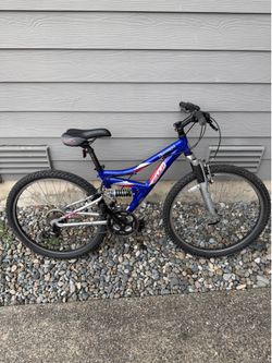 Fuji Discovery 1 Full Suspension Mountain Bike $125