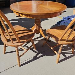 Kitchen Table With 3 Chairs