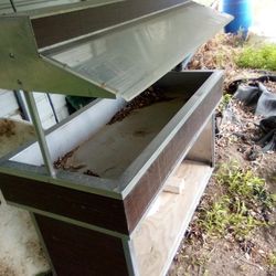 Food Warmer Hut