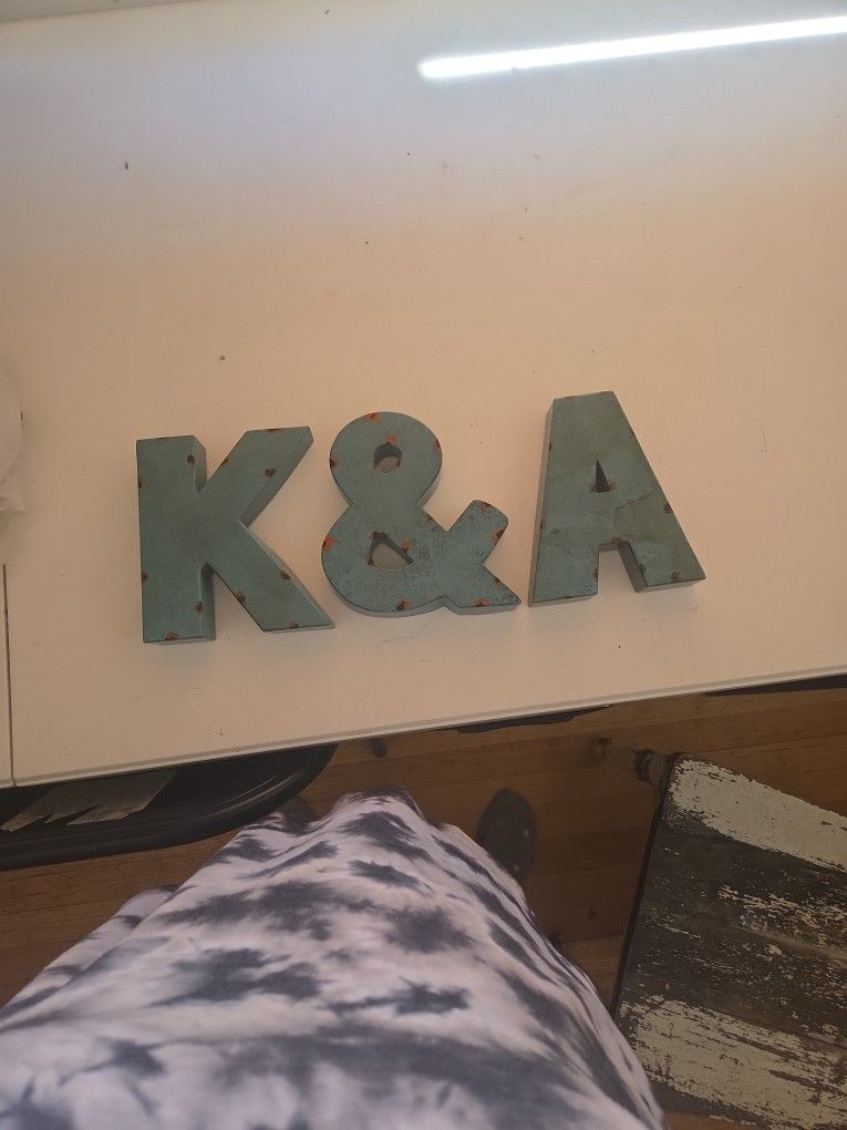 Metal Letters