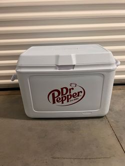 Dr Pepper Rubbermaid Branded Cooler