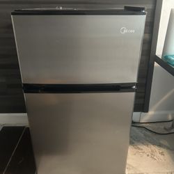 Fridge Small