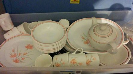 Dishes Corelle