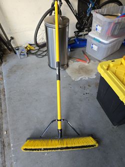  Jobsite 24-inch broom.