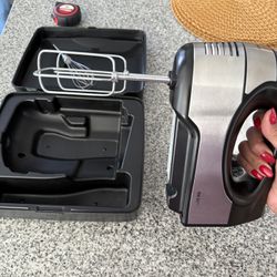Hand Mixer - Hamilton Beach