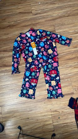 Christmas Pajama Set Size S 5-6t