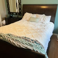 Queen Bedroom Set