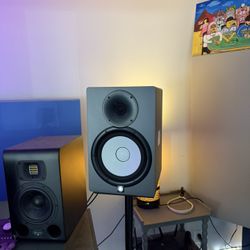 Yamaha HS8 pair
