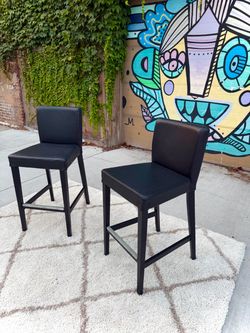 2 Black Leather IKEA HENRIKSDAL Bar Stool Chairs (Delivery Available)