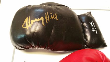 Signed Henry Hill goodfellas Boxing Glove