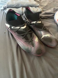 Pumas cleats