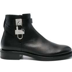  GIVENCHY Lock leather ankle boots I Have The Box 