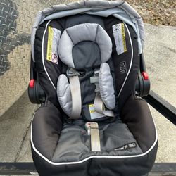 Graco Infant Carseat