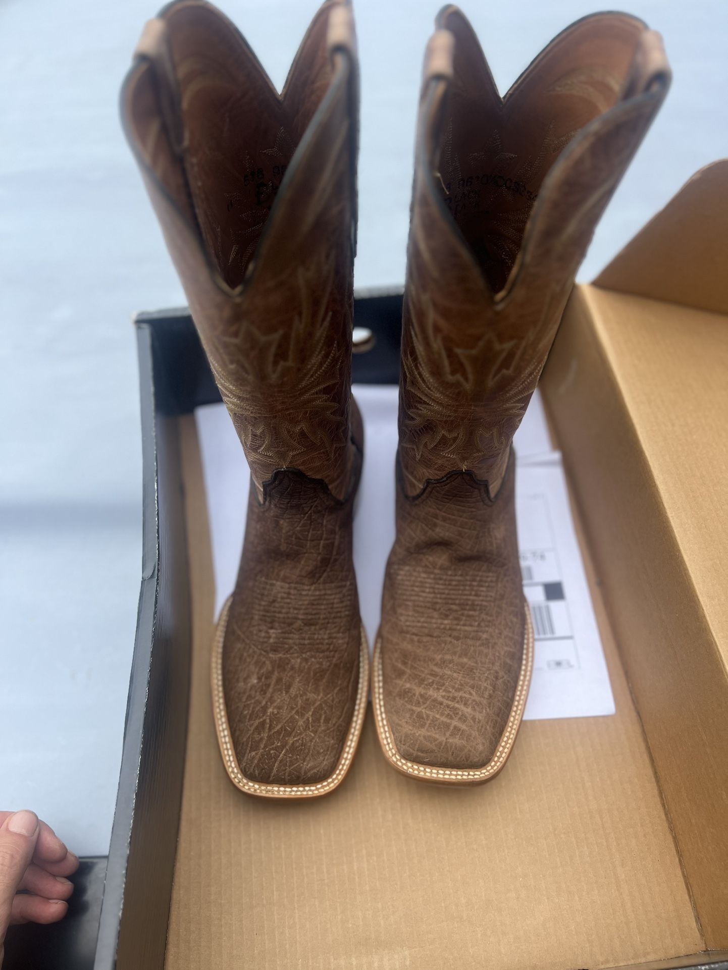 New Boots 10.5 D. Black Jack-Hippo