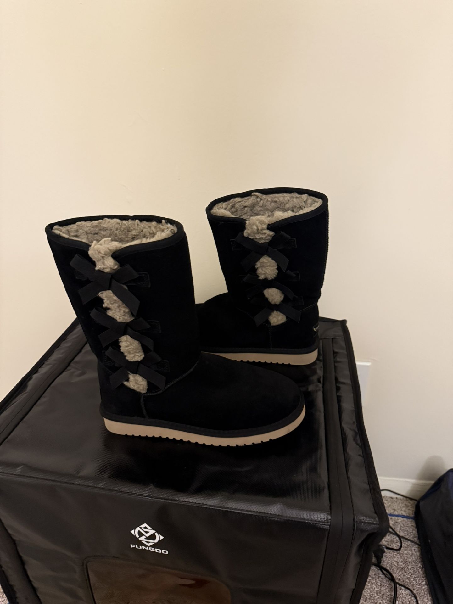 Women’s UGG Boots Size 7