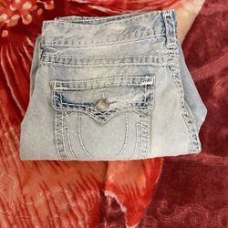 Relaxed baggy True Religion size 38 