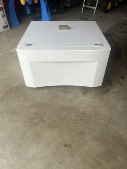 Dryer Standup Bottom Cabinet 