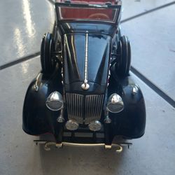 1934 Packard Victoria Diecast 1/18