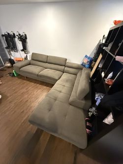Modern L-Shape Sectional Couch w/ Storage & Adjustable Headrests
