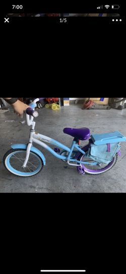 Girls journey bike