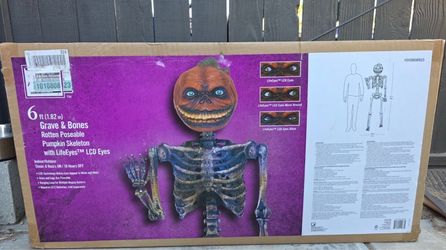 Halloween Animated Figure with LifeEyes LCD