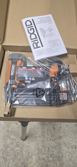 Rigid Pneumatic 18 Guage Brad Nailer